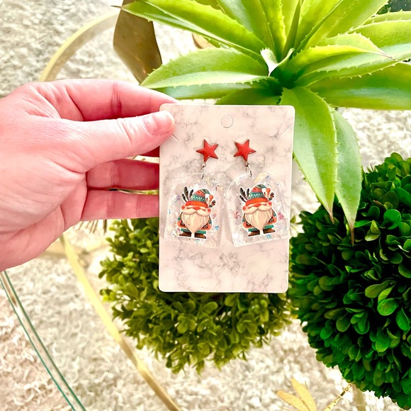 Acrylic Gnome Earrings - Picture 3 of 4